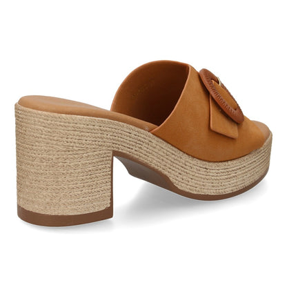VR5-1615-Camel