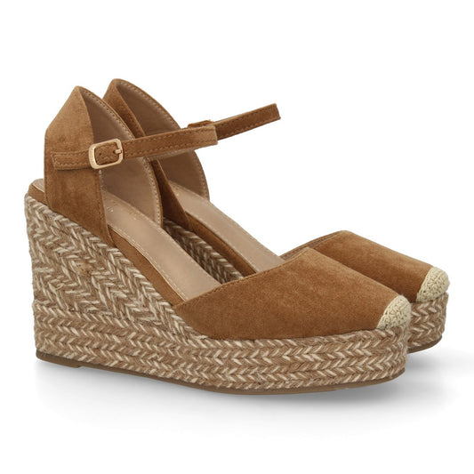 X5-558-Camel