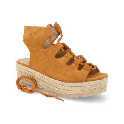 D8520-Camel